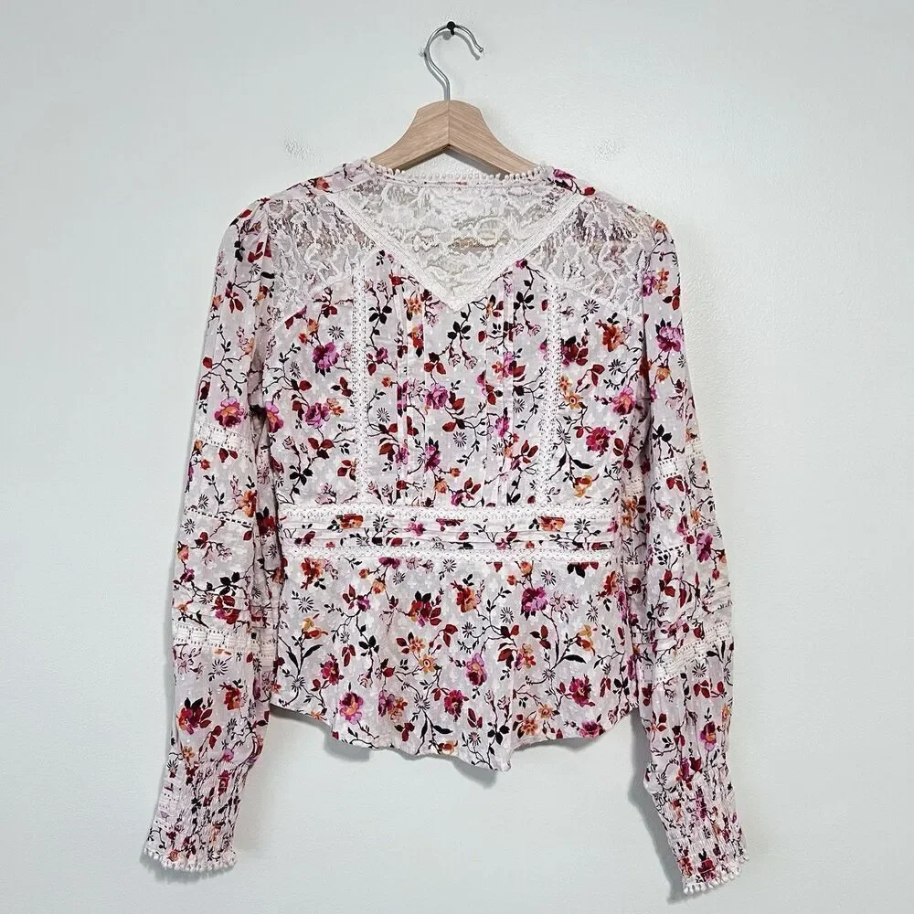 Anthropologie Puff Sleeve Floral Lace Trim Buttondown Blouse Top Size 4 Cottage